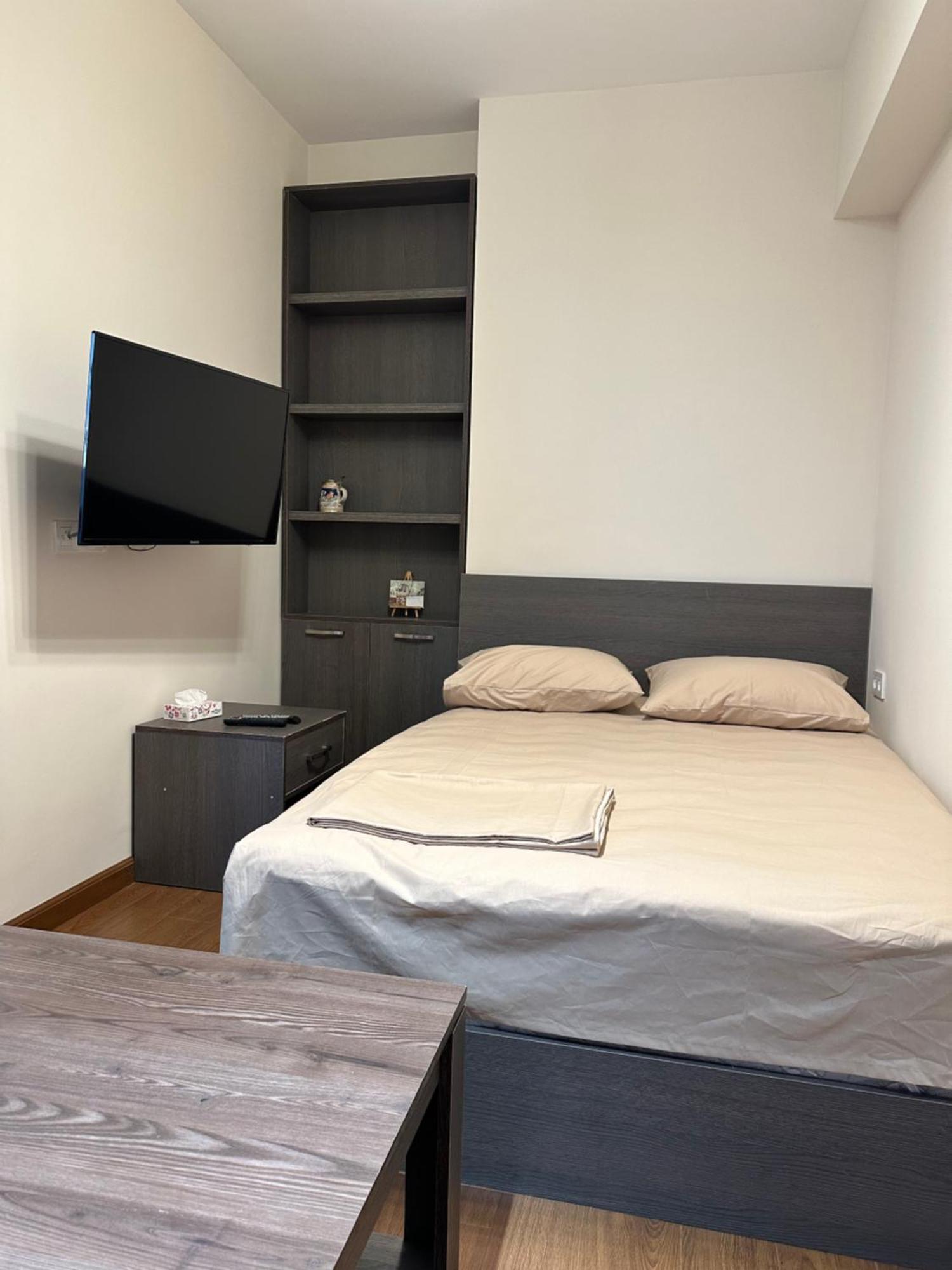 Wonderful Apartment In Republic Square, City Center Erevan Esterno foto